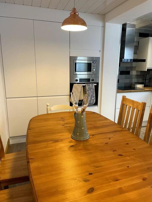 3 Bedroom Terrace Holiday Home Грейт-Торрингтон Экстерьер фото